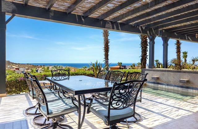 Serenity Ocean View 2 BR Condo in Quivira