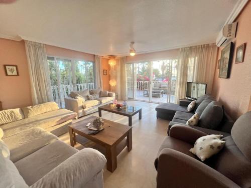 Sergio Village, a 200mt del Mar!