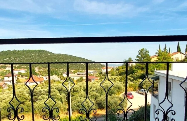 Seron Mountain House