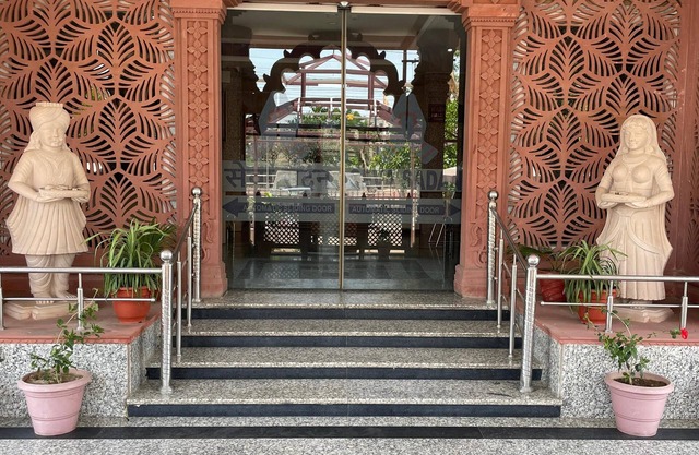 Seth Murlidhar Mansinghka Seva Sadan