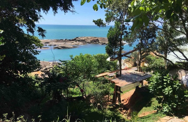 Setiba/Guarapari Beach Bungalow "Tree House"