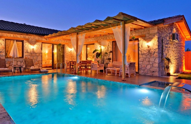 Seydikemer 2 Bedroom Villa - 7158