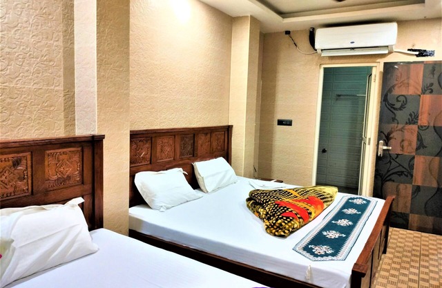 Shamim Residency Near Nizamuddin Dargah