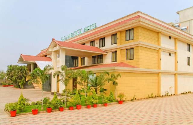 Shamrock Greens by Jardin Hotels