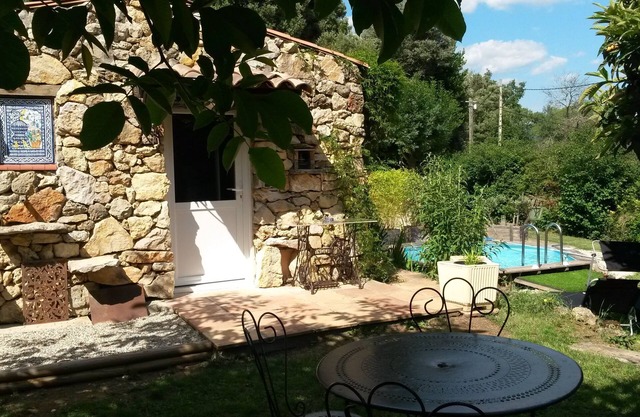 SHED STUDIO WITH PRIVATE POOL