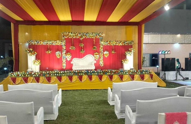 Shiv Kashi Lawn And Guest House