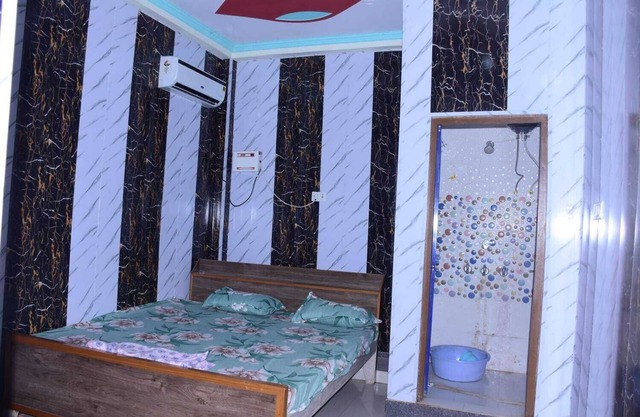 Shivdham Guest House