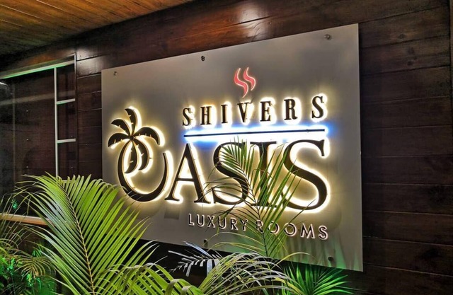 Shivers Oasis 4 boutique Luxury Room Hotel