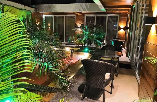 Shivers Oasis Delux Luxury Suite 1 (5 Mins From Candolim Beach)