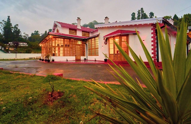 Shivv's heritage inn