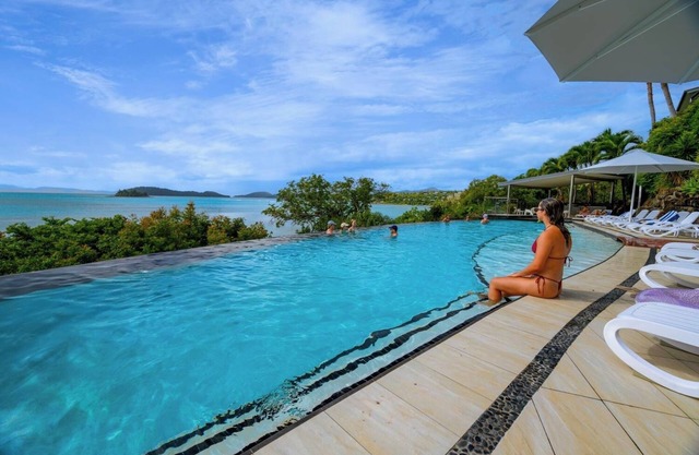 Shorelines 04 with Buggy