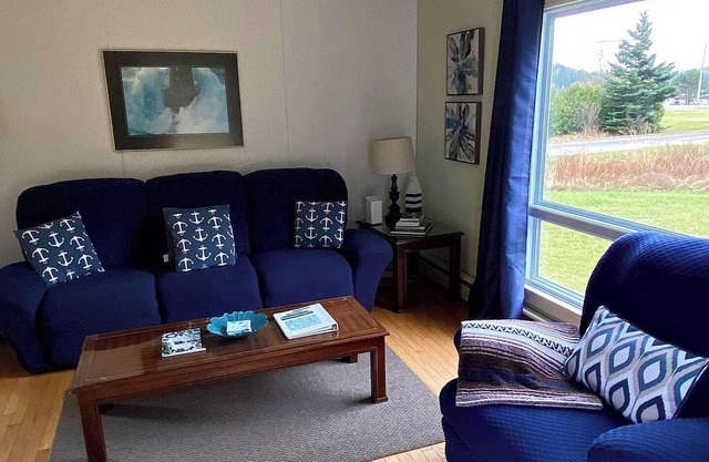 Short access to ATV Trail systems! Gorgeous 20min Coastal drive to New River Beach!