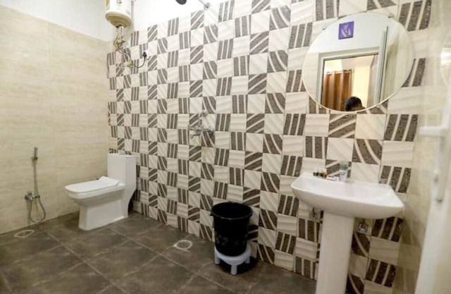 Shree Krishna Inn Indira Nagar, Kalyanpur