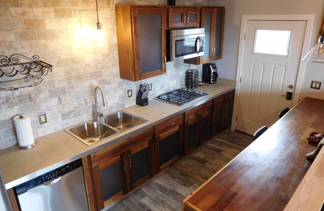 Sierra Vista Guest House-With Hot Tub For Stargazing-No Extra Cleaning/Pet Fees
