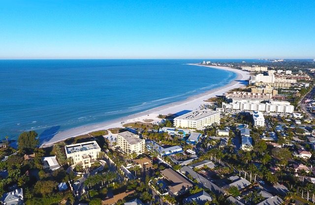 SIESTA KEY #1 BEACH:4 COTTAGES: RENT 1,2,3 OR ALL 4! PRICE HERE IS FOR 1 COTTAGE