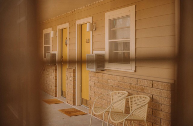 Siesta Motel