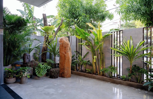 Sila Prana Villa - Luxurious 8-bedroom villa with WiFi, AC in fabulous Đà Nẵng