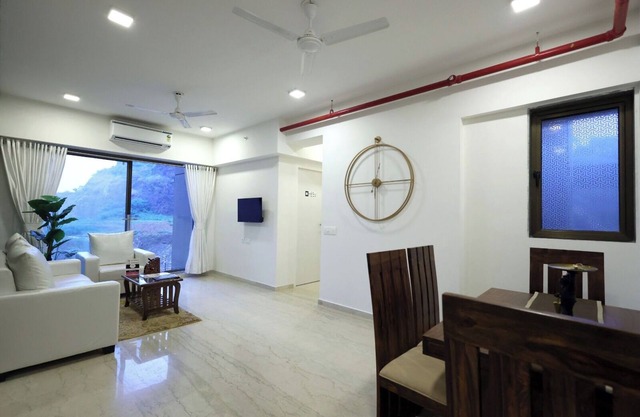 Silicon Suite 3 BHK Luxury Stay In Powai