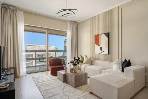 Silkhaus Luxury 2BDR with Maid Room in Ajwan Towers