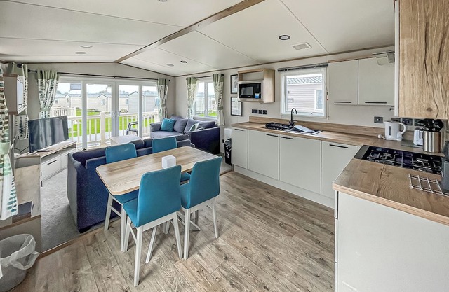 Silver 3 Bedroom Holiday Home