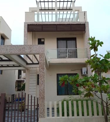 Silver Sand resorts With Swimming Pool