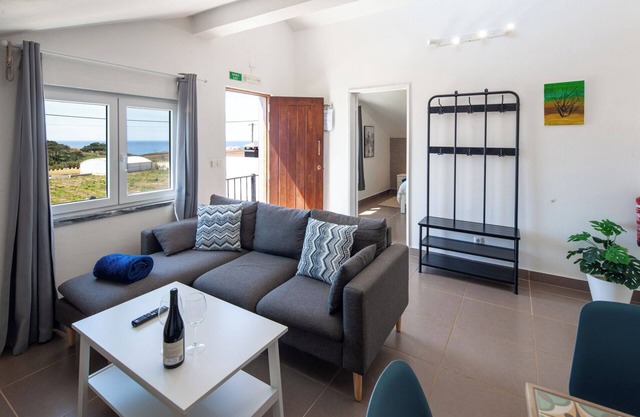 Silvercoast Apartments - Rincon - Swimming pool, Jacuzzi & amazing sea views