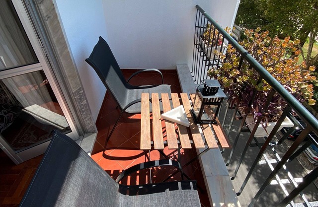 'Simbiose' Room with Balcony, Wi-Fi and Air Conditioning