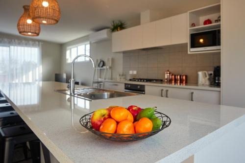 Simon's Place - Kaikoura Holiday Home