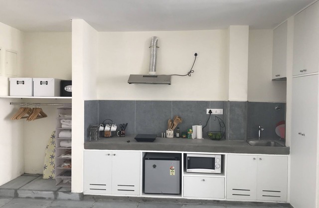 Simple & Functional Studio Apartment in the heart of Chennai