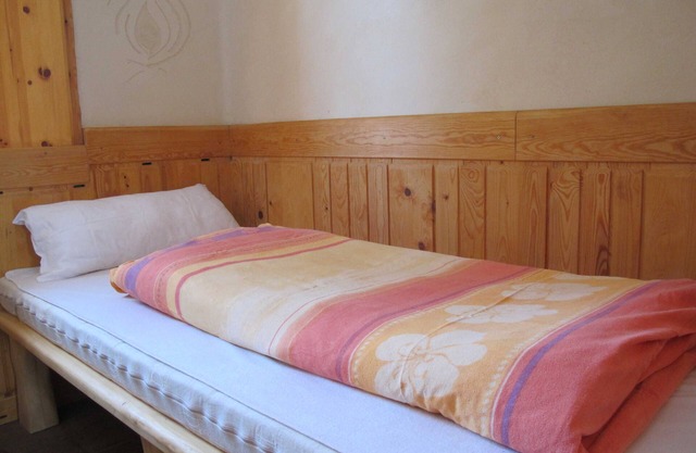 Single room Klarissa - House Lehmkloster am Wangeliner Garten with 5 single rooms