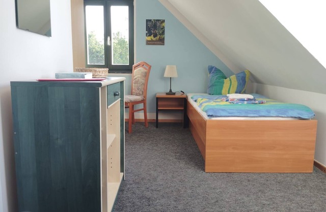 Single room (room 25) with extra bed - Gästehaus EJS e.V. Eggesin