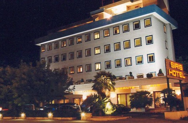 Siris Hotel