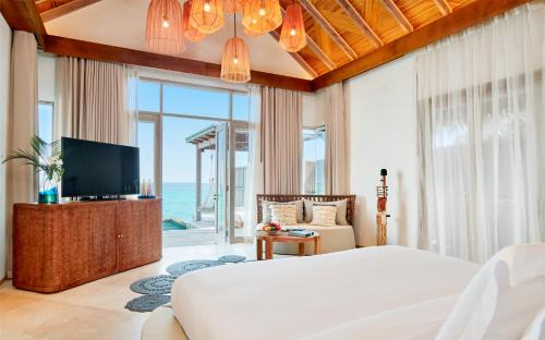 Sirru Fen Fushi Private Lagoon Resort Maldives
