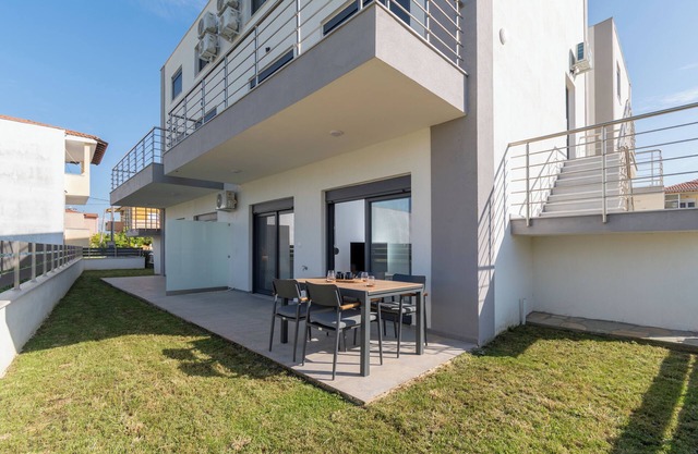 SithoniaRS Ground Floor Gem in Nikiti