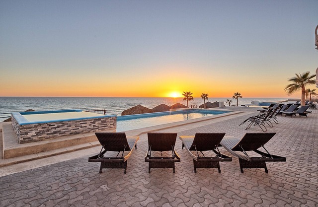 SIX PALMS VILLA # 9