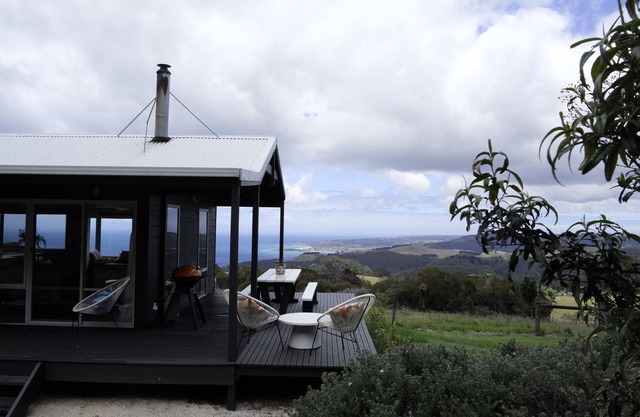 Skenes Creek Farm Escape - Sri Menanti