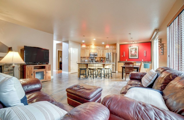 Ski Getaway w/Hot Tub: Reno Home by Attractions