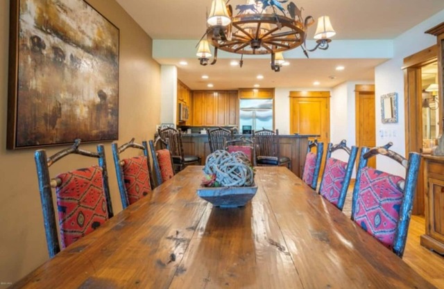 Ski-in/Ski-out Mountain Home - Breathtaking Views
