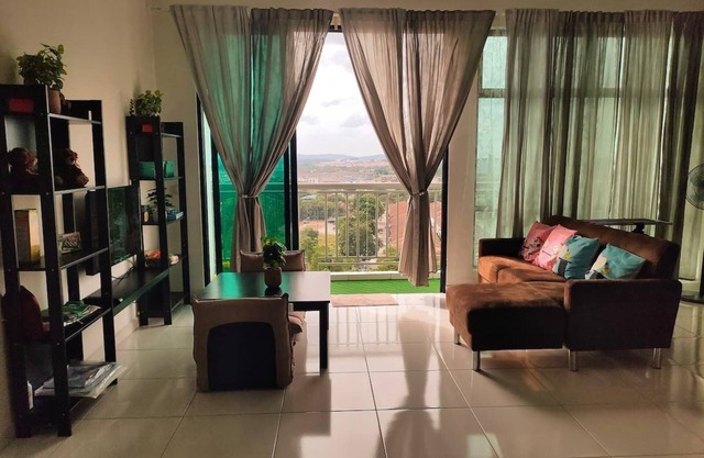 Sky Suite at Bukit Indah 2BDR-7Pax near AEON/Legoland