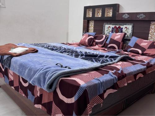 Skyline Abode - Family stay 3BHK