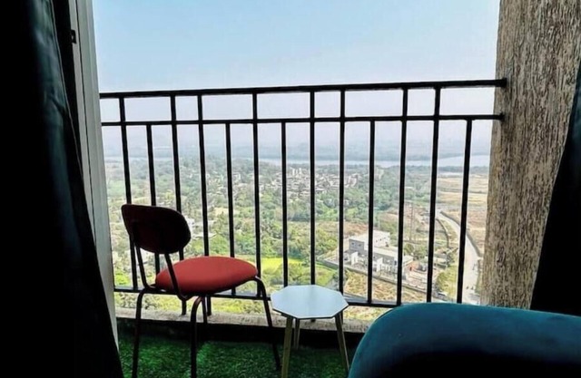 Skyline Hideaway On 20+ Floor The Cozy Den!