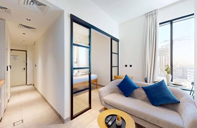 Skyline Views: Sunset One Bedroom