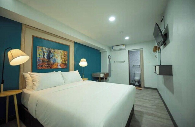 SkyLink Homes Executive Apartment @ Airport Link Prattunam Station & BTS Chidlom