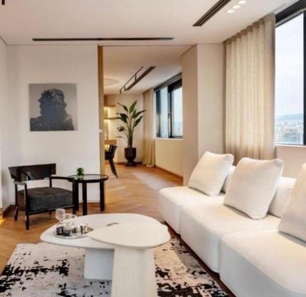 SkySuite42
