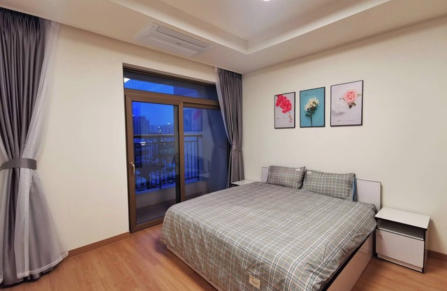 Sleek 2BR Hideaway in Starlake Daewoo's Most Exclusive Enclave