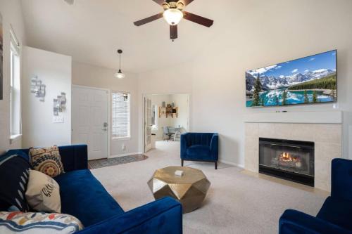 Sleepover in Centennial Big Backyard Pets Welcome