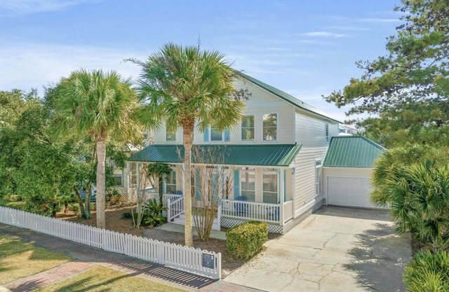 Sleeps 16! 1 block to beach! Private Pool!