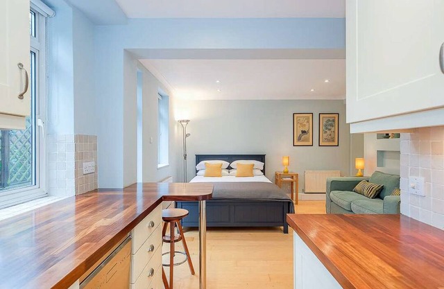 Sloane Square II | Pro-Managed