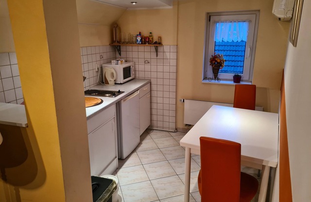 Small 3-room apartment for families, fitters and, of course, individuals