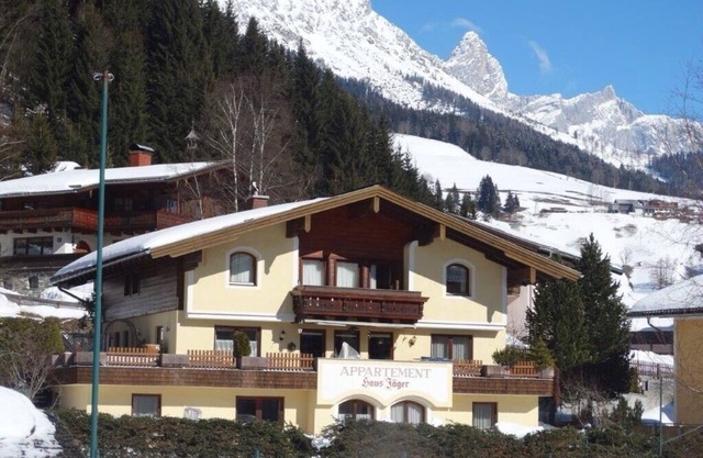 Small beautiful holiday home in a central location